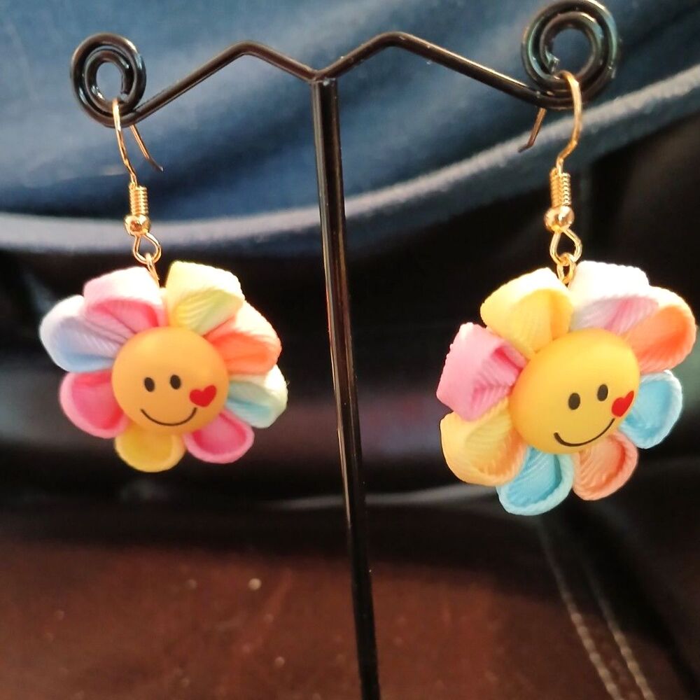 Pastel Fabric Smiley Face Flower Earrings Happy Face Flowers 2"